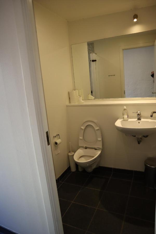 Rooms In Quiet Yellow Courtyard Apartment Kopenhagen Buitenkant foto